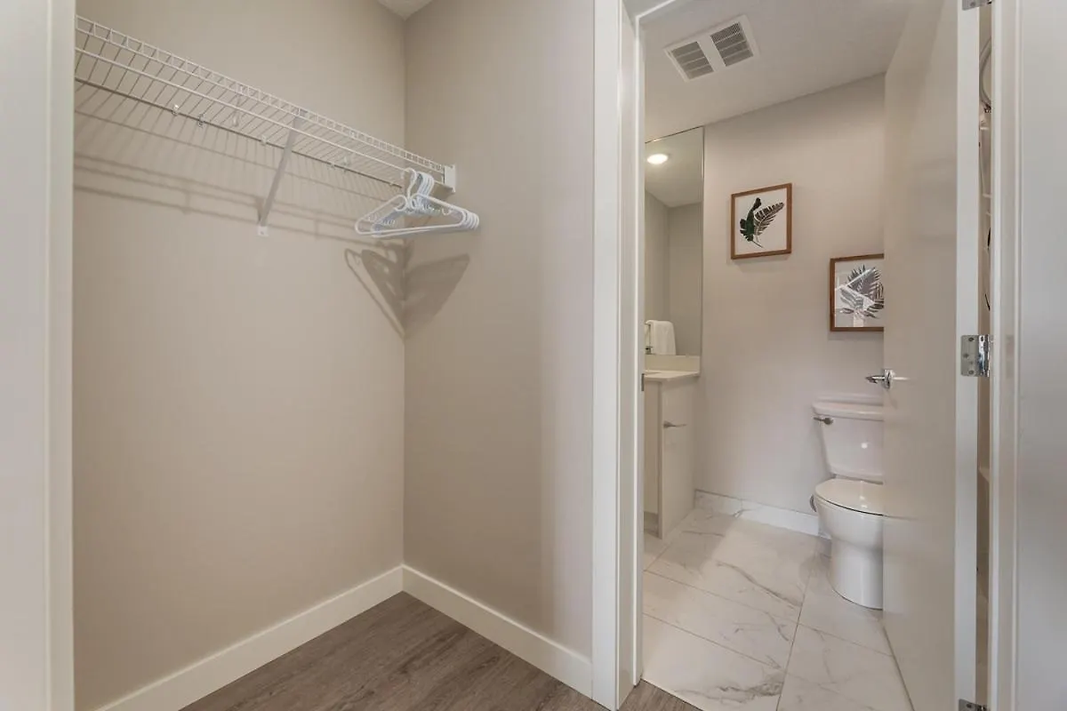 Free Parking, Close To Downtown, Pet Friendly Calgary 0*,
