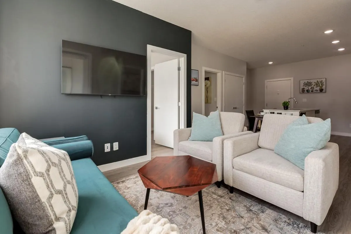 Free Parking, Close To Downtown, Pet Friendly Calgary Apartment